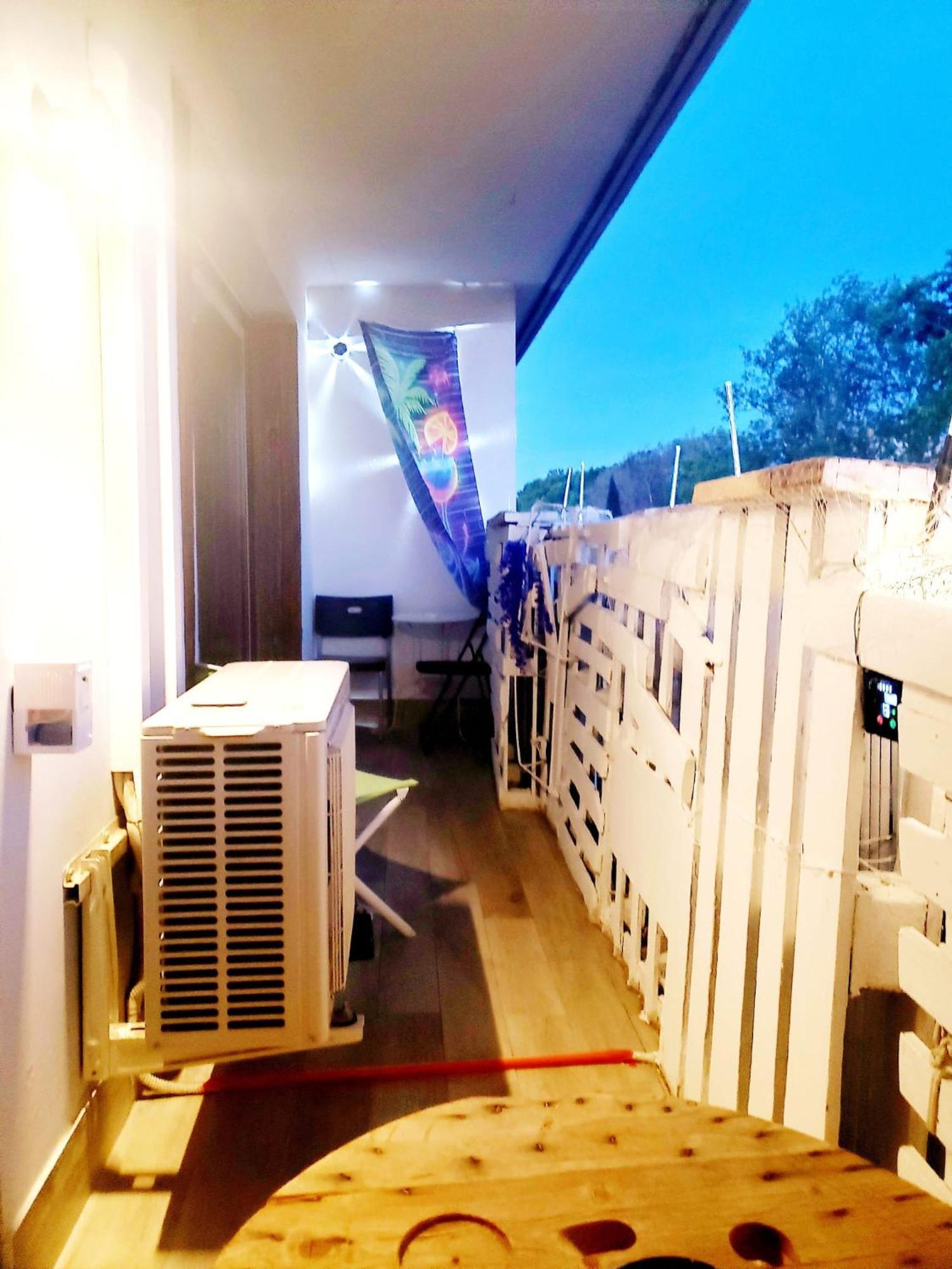 Suite From 1 To 6 - Bathtubs In Rooms - Air Conditioned Residential Appartement - Self-Arrival - Wifi - Netflix Disney - Kitchen - Laundry - Parking Avignon Extérieur photo