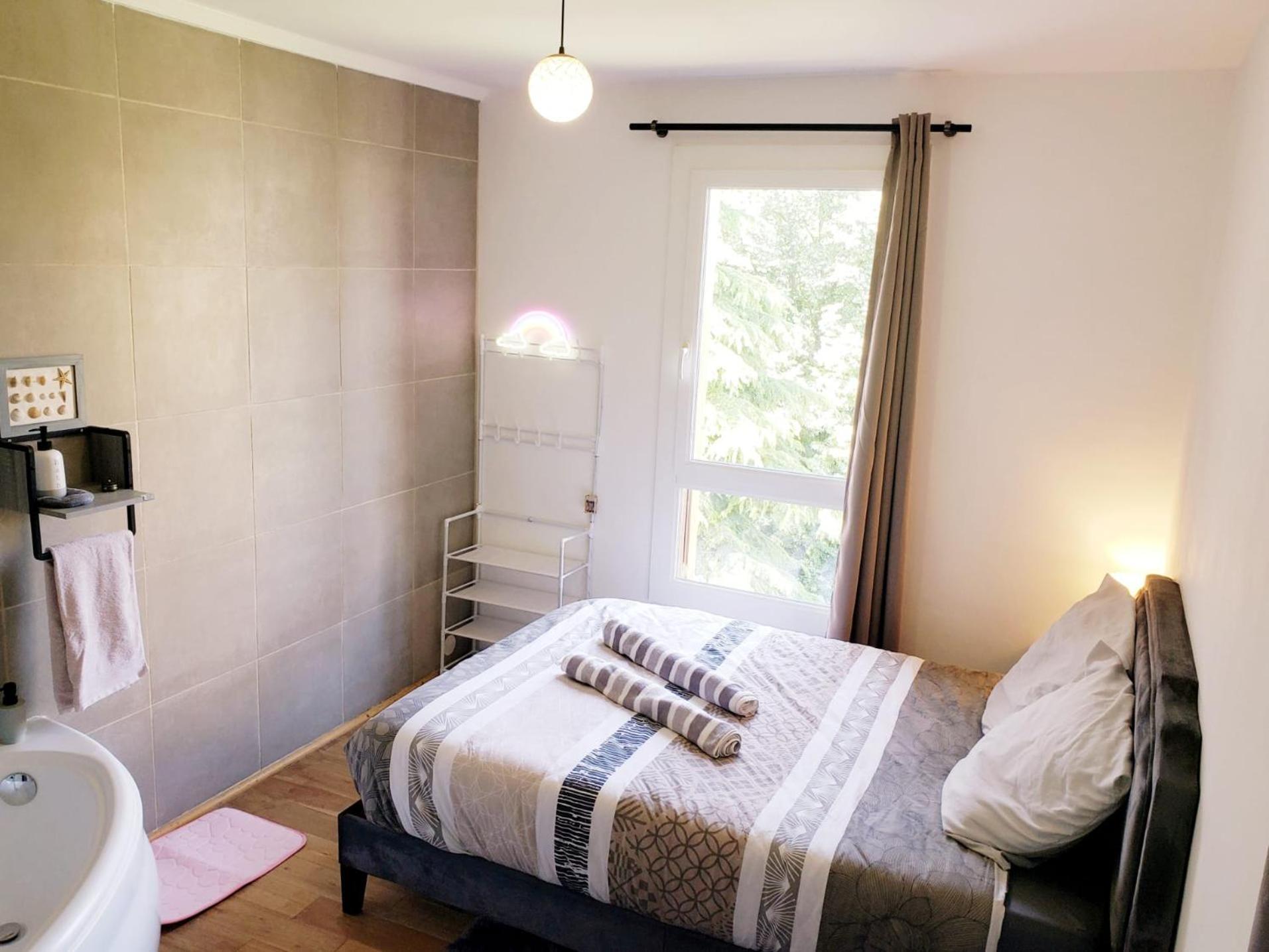 Suite From 1 To 6 - Bathtubs In Rooms - Air Conditioned Residential Appartement - Self-Arrival - Wifi - Netflix Disney - Kitchen - Laundry - Parking Avignon Extérieur photo