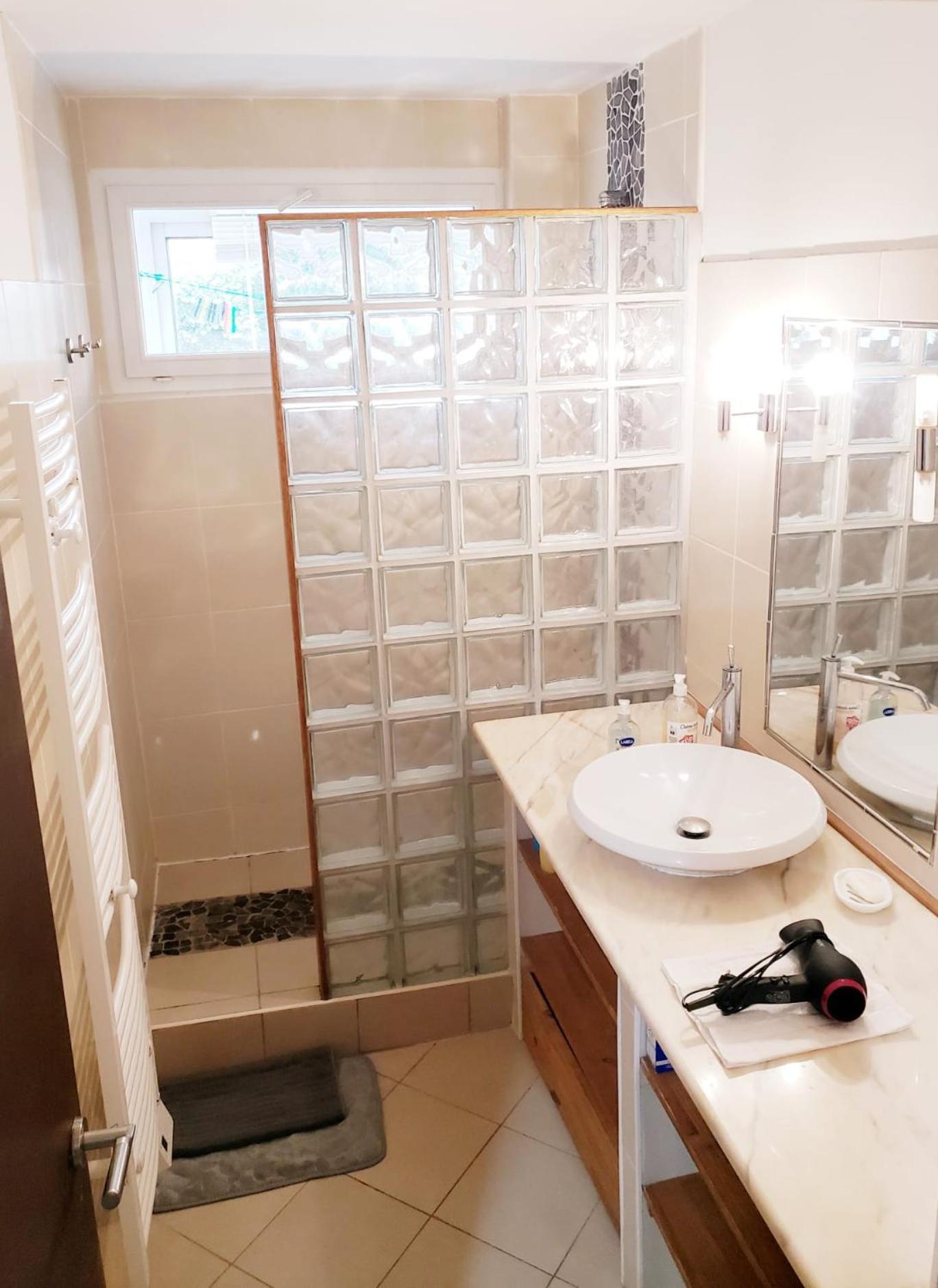 Suite From 1 To 6 - Bathtubs In Rooms - Air Conditioned Residential Appartement - Self-Arrival - Wifi - Netflix Disney - Kitchen - Laundry - Parking Avignon Extérieur photo
